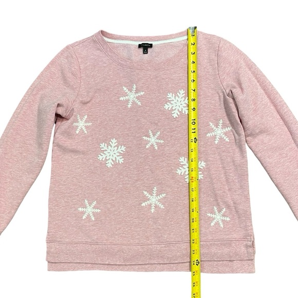 ❄️🩷 Talbots Embroidered Snowflake Sweatshirt | Heathered Pink | Size M - Picture 3 of 7